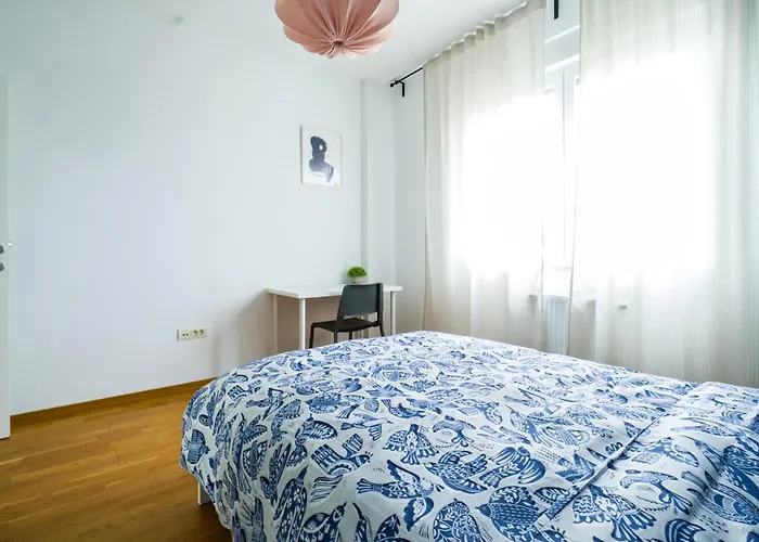 Kej One Bedroom Apartment-free Private Parking-fast Wi-fi * Novi Sad