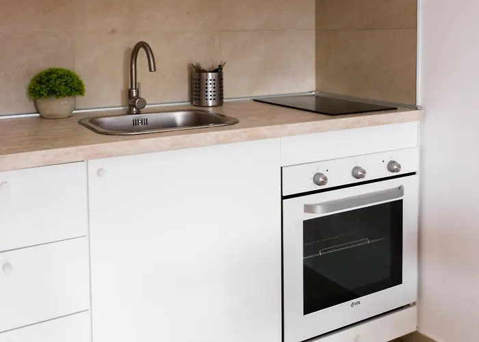 Apartamento Kej One Bedroom Apartment-free Private Parking-fast Wi-fi