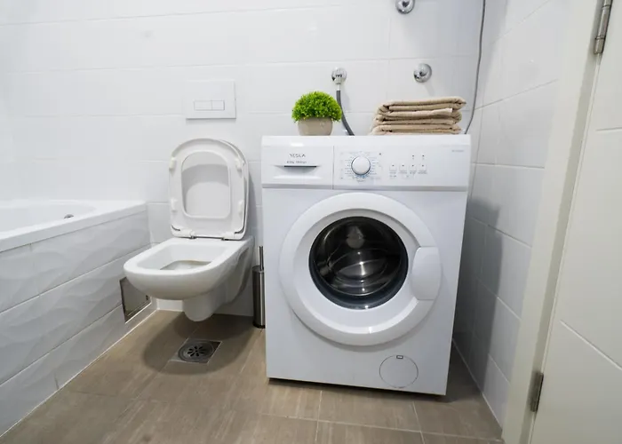 Apartamento Kej One Bedroom Apartment-free Private Parking-fast Wi-fi Novi Sad