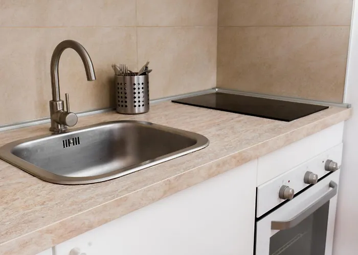 Apartamento Kej One Bedroom Apartment-free Private Parking-fast Wi-fi